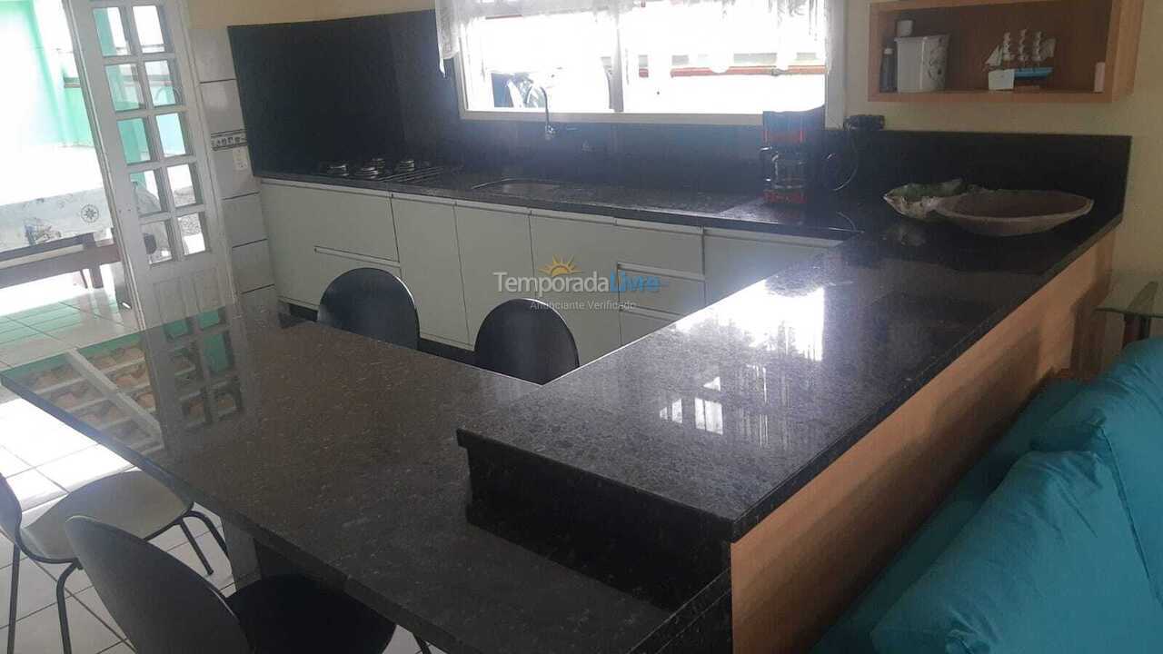 Casa para aluguel de temporada em São Francisco do Sul (Itaguaçu)