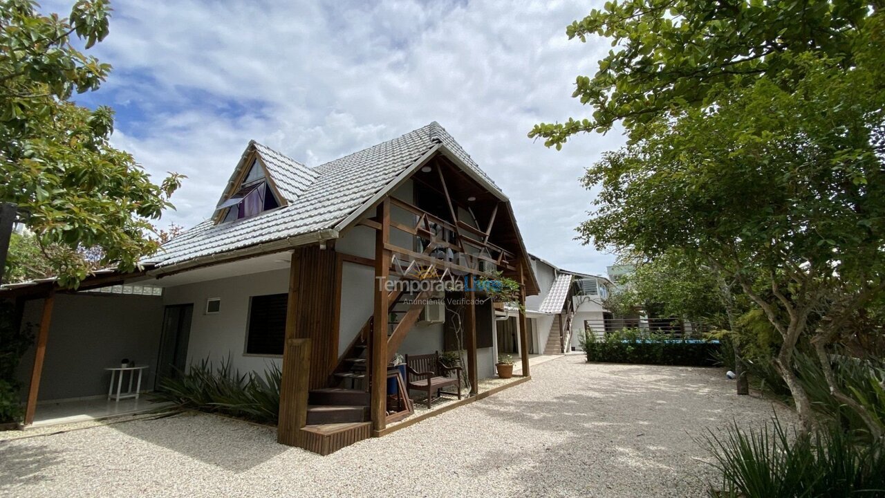 House for vacation rental in Bombinhas (Canto Grande)