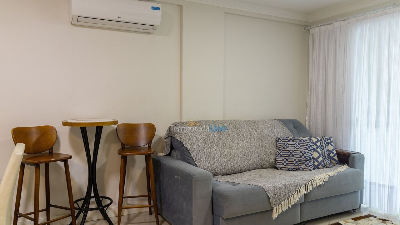 Apartment for vacation rental in Bombinhas (Praia de Bombas)