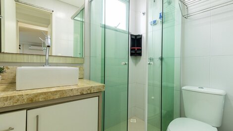 136 - Overlooking the Sea, Apartment with 03 bedrooms in Praia de Bombas