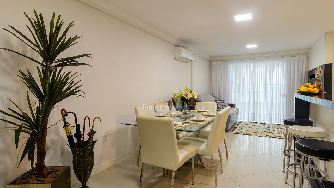 Apartment for vacation rental in Bombinhas (Praia de Bombas)