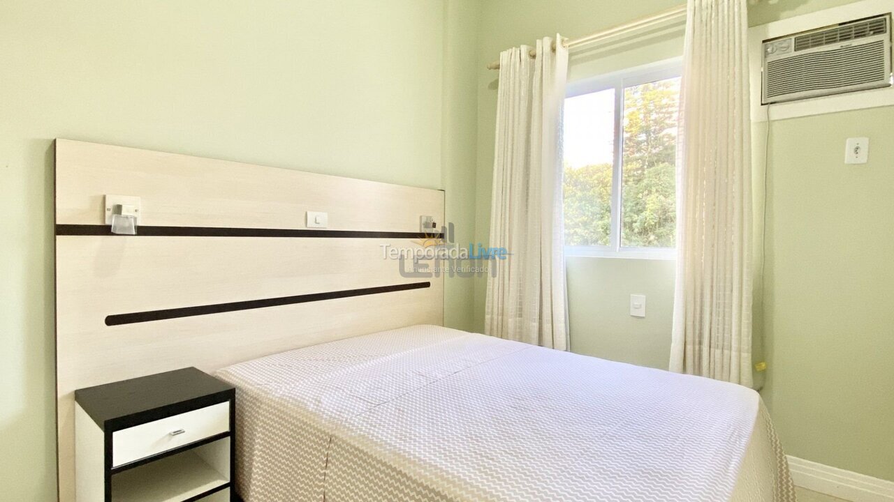 Apartment for vacation rental in Bombinhas (Praia de Bombas)