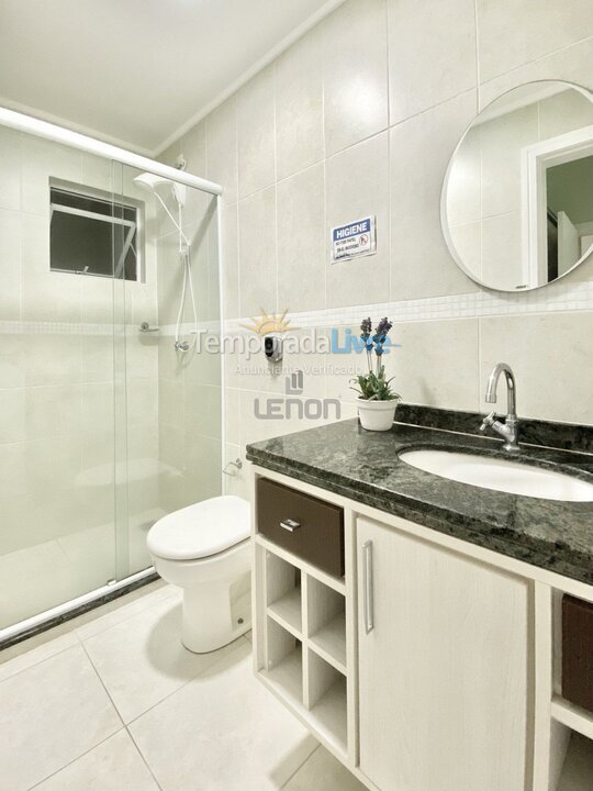 Apartment for vacation rental in Bombinhas (Praia de Bombas)