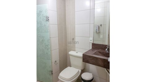 207 - Apartamento em Bombas a 150 metros da Praia