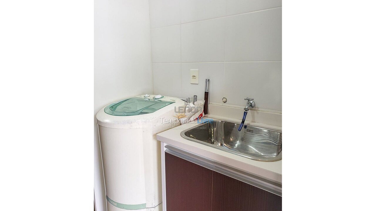 Apartamento para aluguel de temporada em Bombinhas (Praia de Bombas)