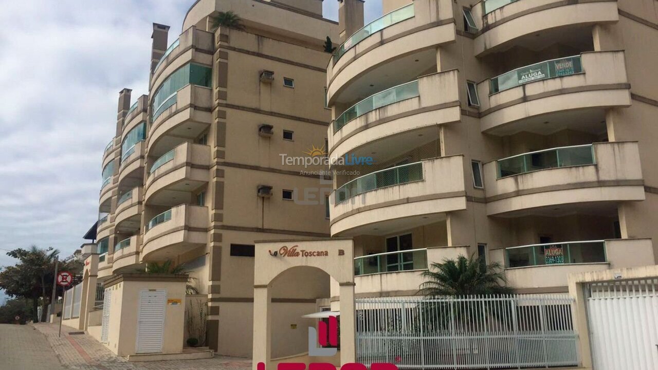 Apartamento para aluguel de temporada em Bombinhas (Praia de Bombas)