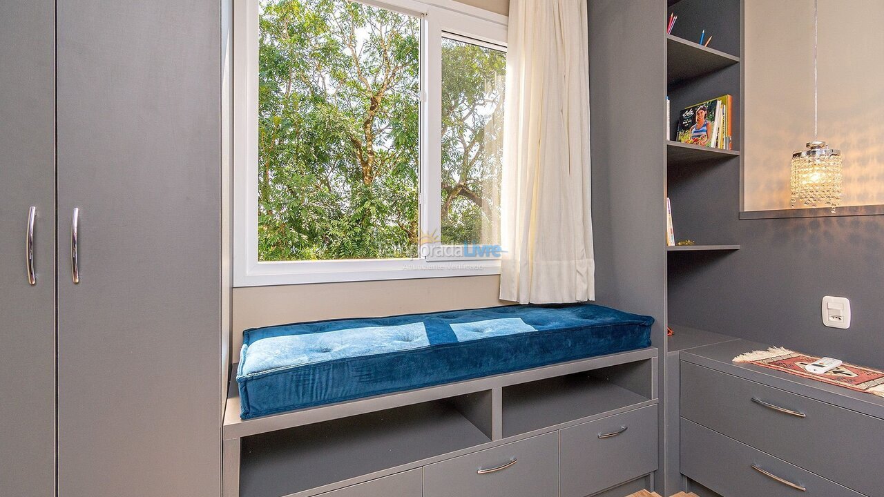 Granja para alquiler de vacaciones em Gramado (Floresta)