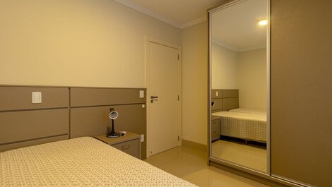 188 - Excelente apartamento de 03 habitaciones, a 100m de la playa de 04 Ilhas,...