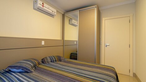 188 - Excelente apartamento de 03 habitaciones, a 100m de la playa de 04 Ilhas,...