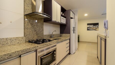 188 - Excelente apartamento de 03 habitaciones, a 100m de la playa de 04 Ilhas,...