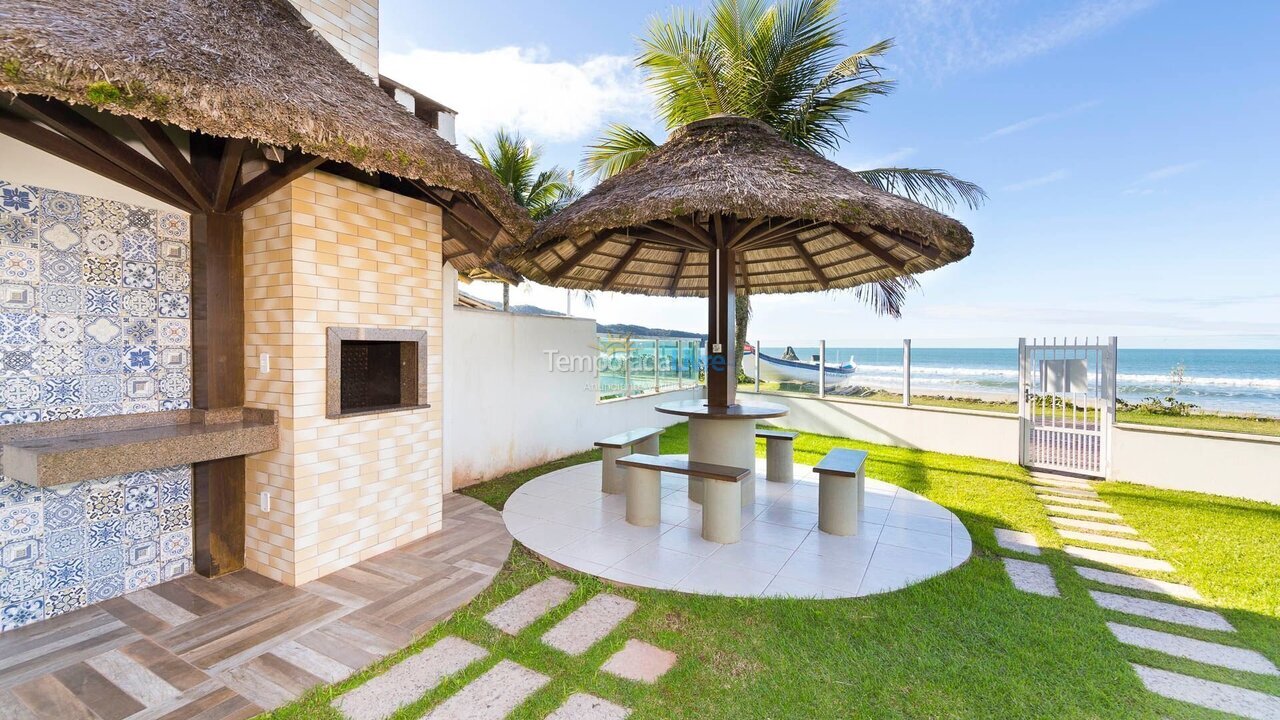 Casa para aluguel de temporada em Bombinhas (Santa Catarina)