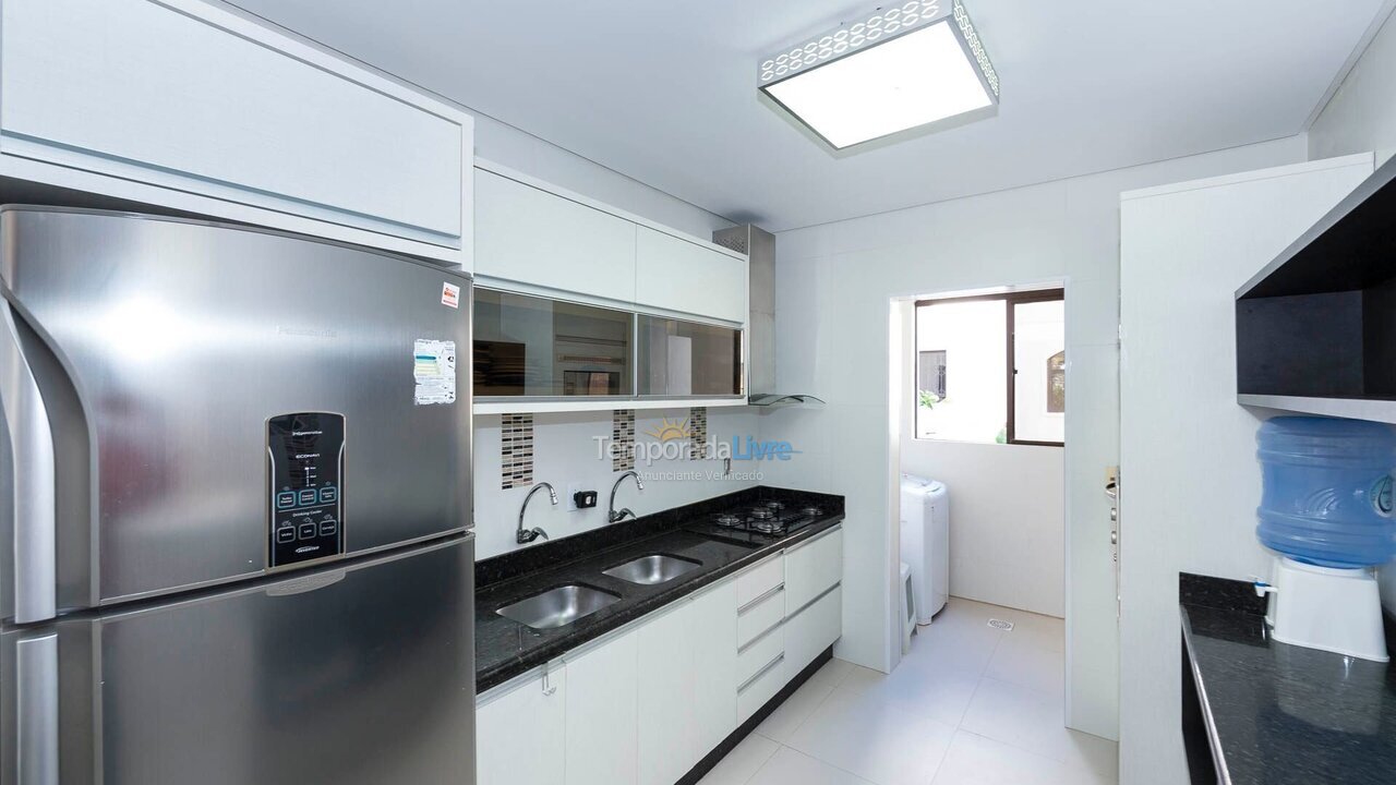 Apartment for vacation rental in Bombinhas (Praia de Bombas)