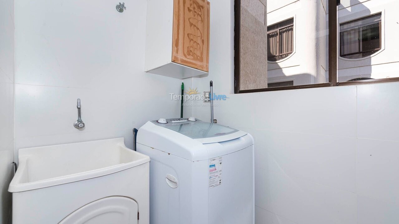 Apartment for vacation rental in Bombinhas (Praia de Bombas)