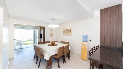 066A - Fabulosa Casa Frente ao Mar com 04 quartos, para até 10...