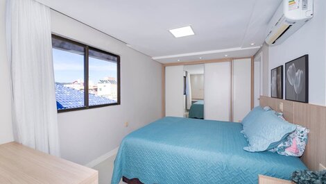 Hermoso Penthouse 4 Suites Vista Mar, para hasta 12 personas en Bombinhas