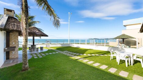 066A - Fabulosa Casa Frente ao Mar com 04 quartos, para até 10...