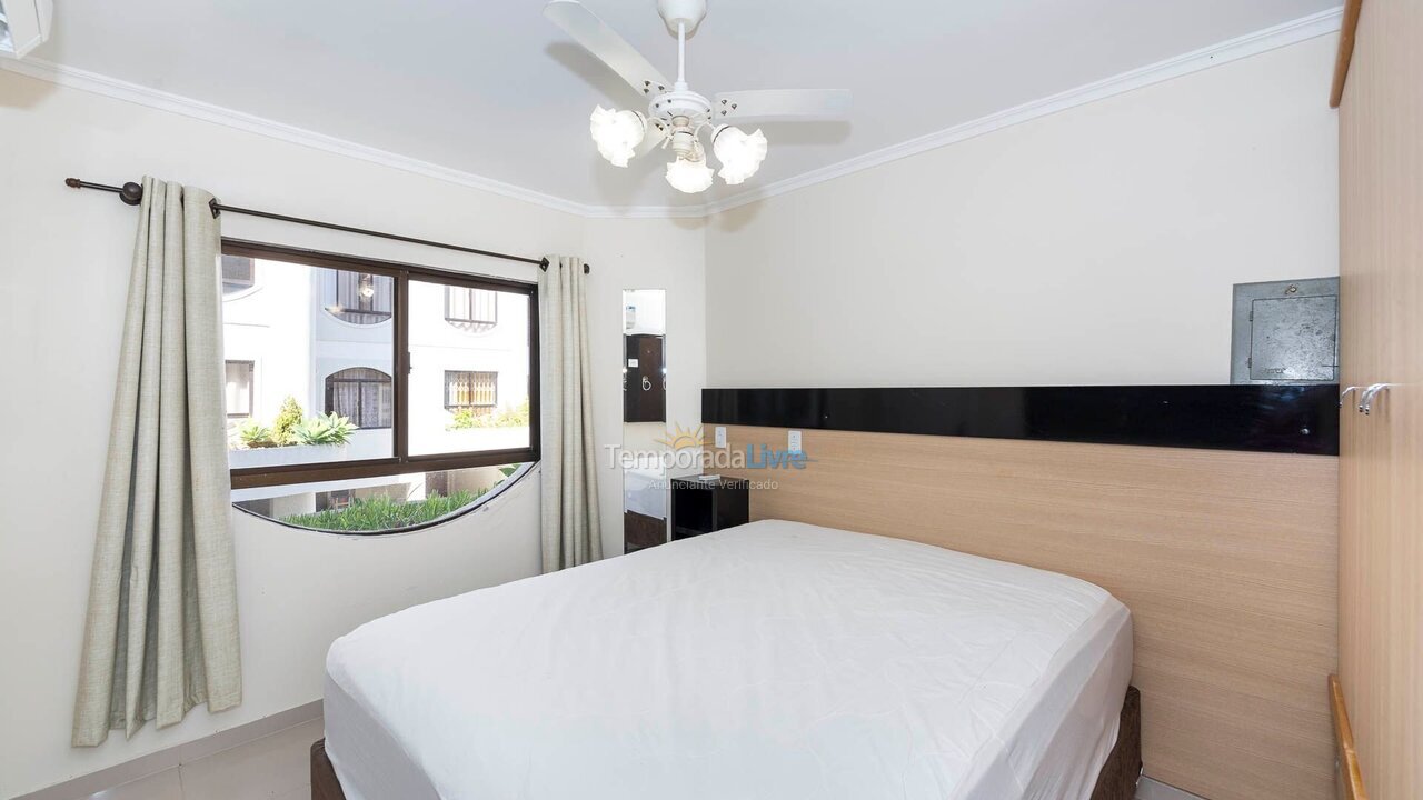 Apartment for vacation rental in Bombinhas (Praia de Bombas)