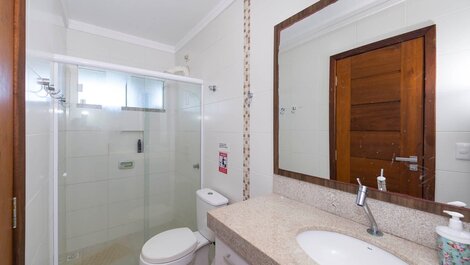 066A - Fabulosa Casa Frente ao Mar com 04 quartos, para até 10...