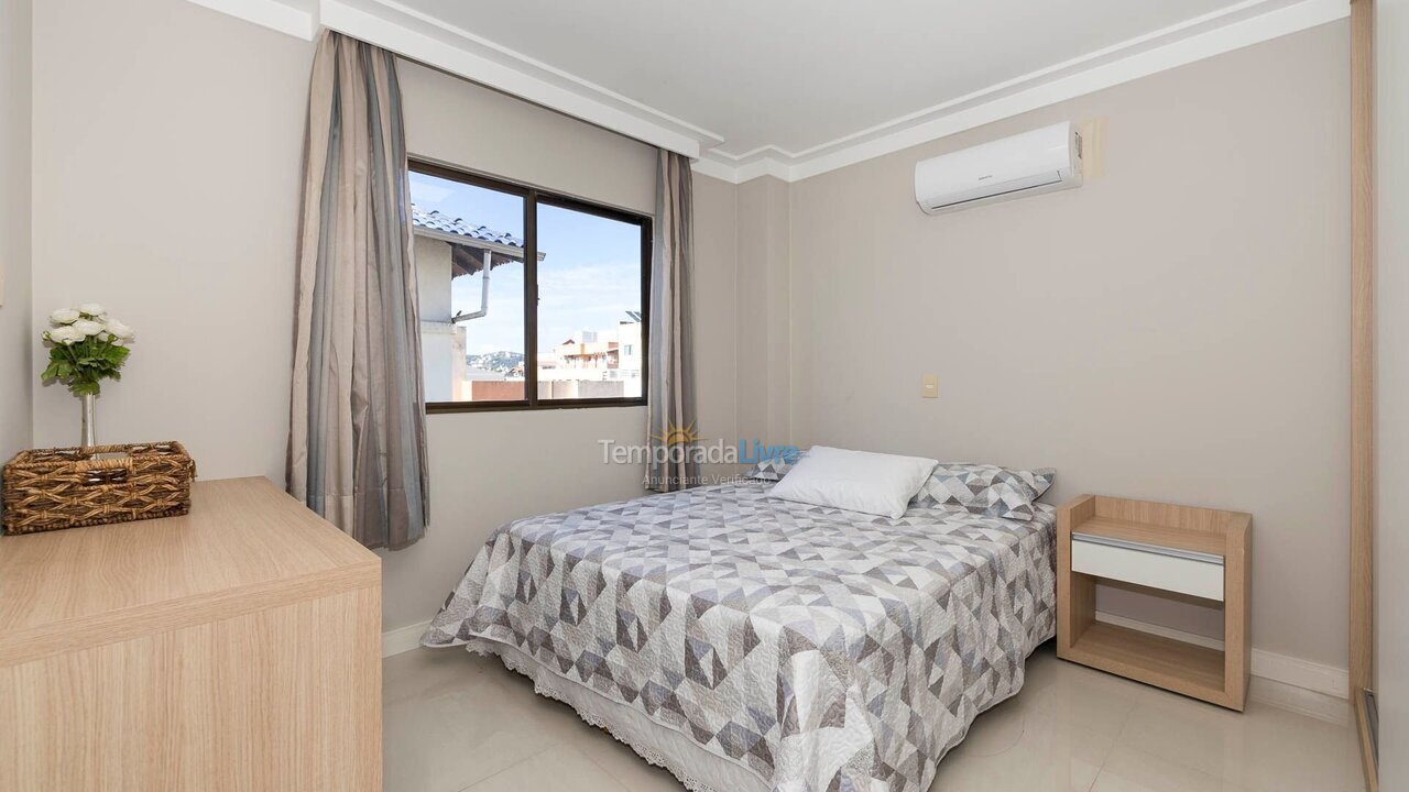 Apartamento para alquiler de vacaciones em Bombinhas (Praia de Bombas)