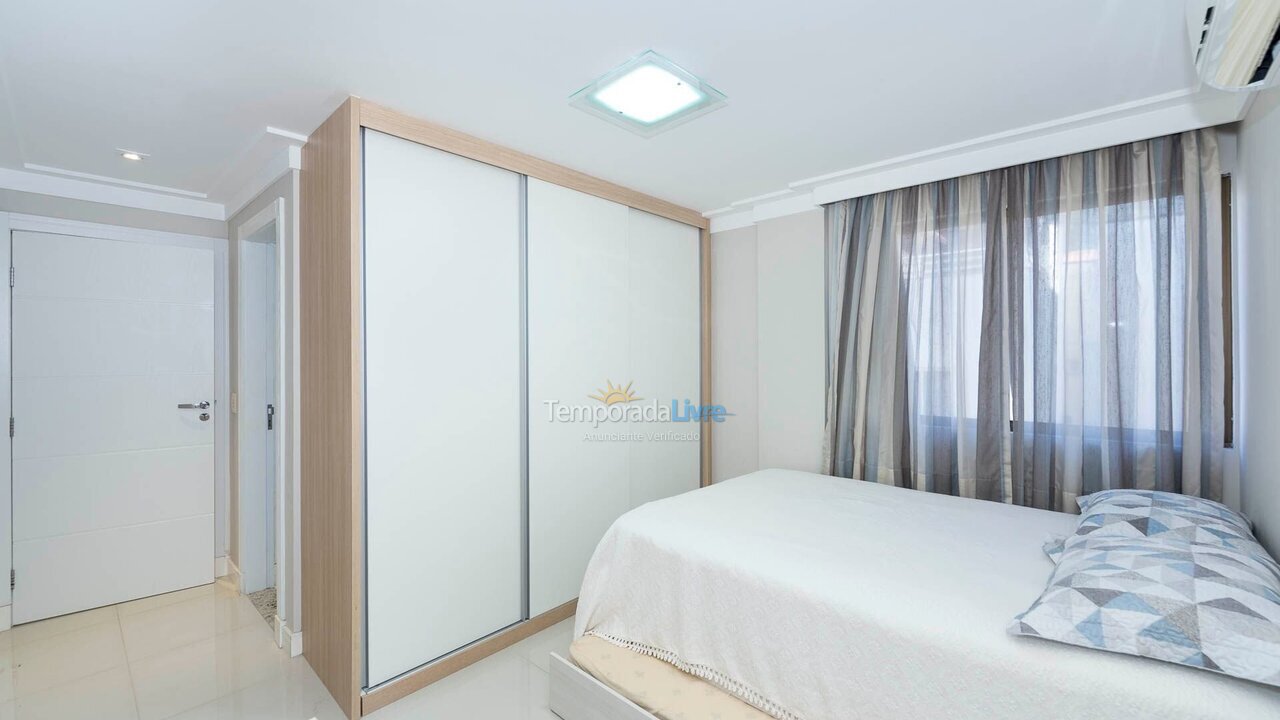 Apartamento para alquiler de vacaciones em Bombinhas (Praia de Bombas)