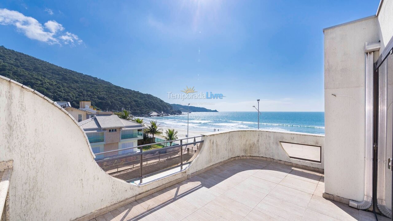 Apartment for vacation rental in Bombinhas (Praia de Bombas)