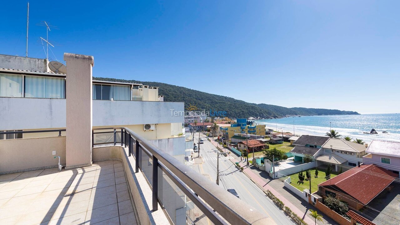 Apartamento para alquiler de vacaciones em Bombinhas (Praia de Bombas)