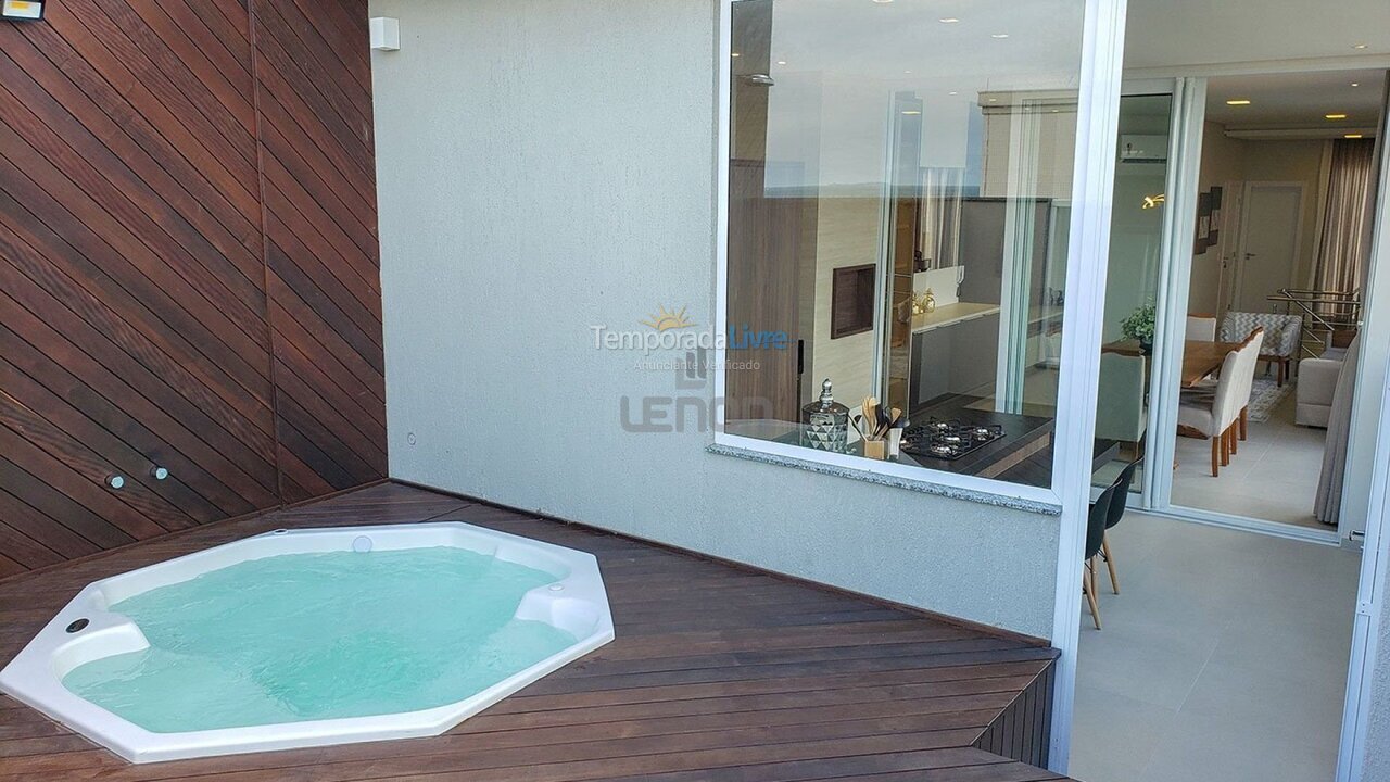 Apartment for vacation rental in Bombinhas (Mariscal)