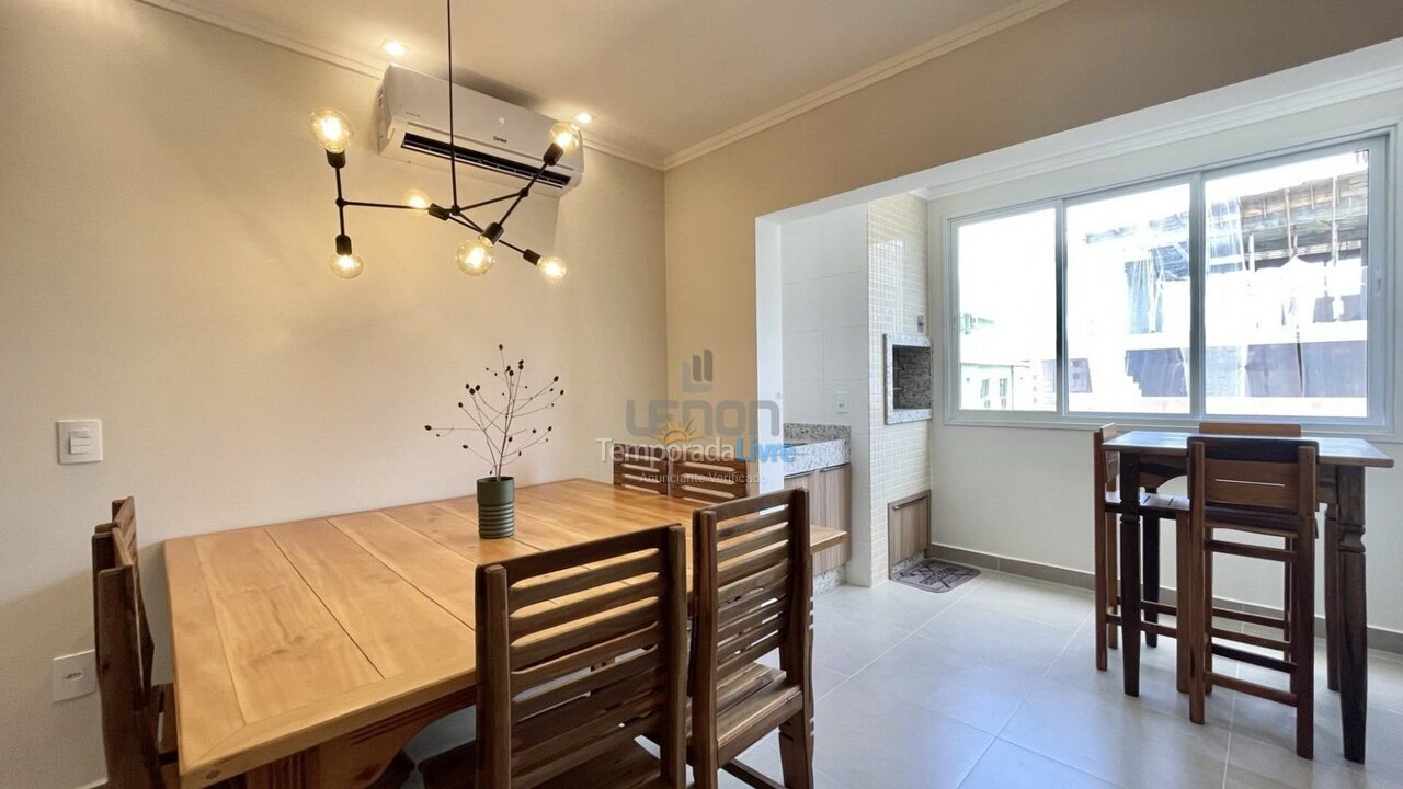 Apartamento para aluguel de temporada em Bombinhas (Praia de Bombas)