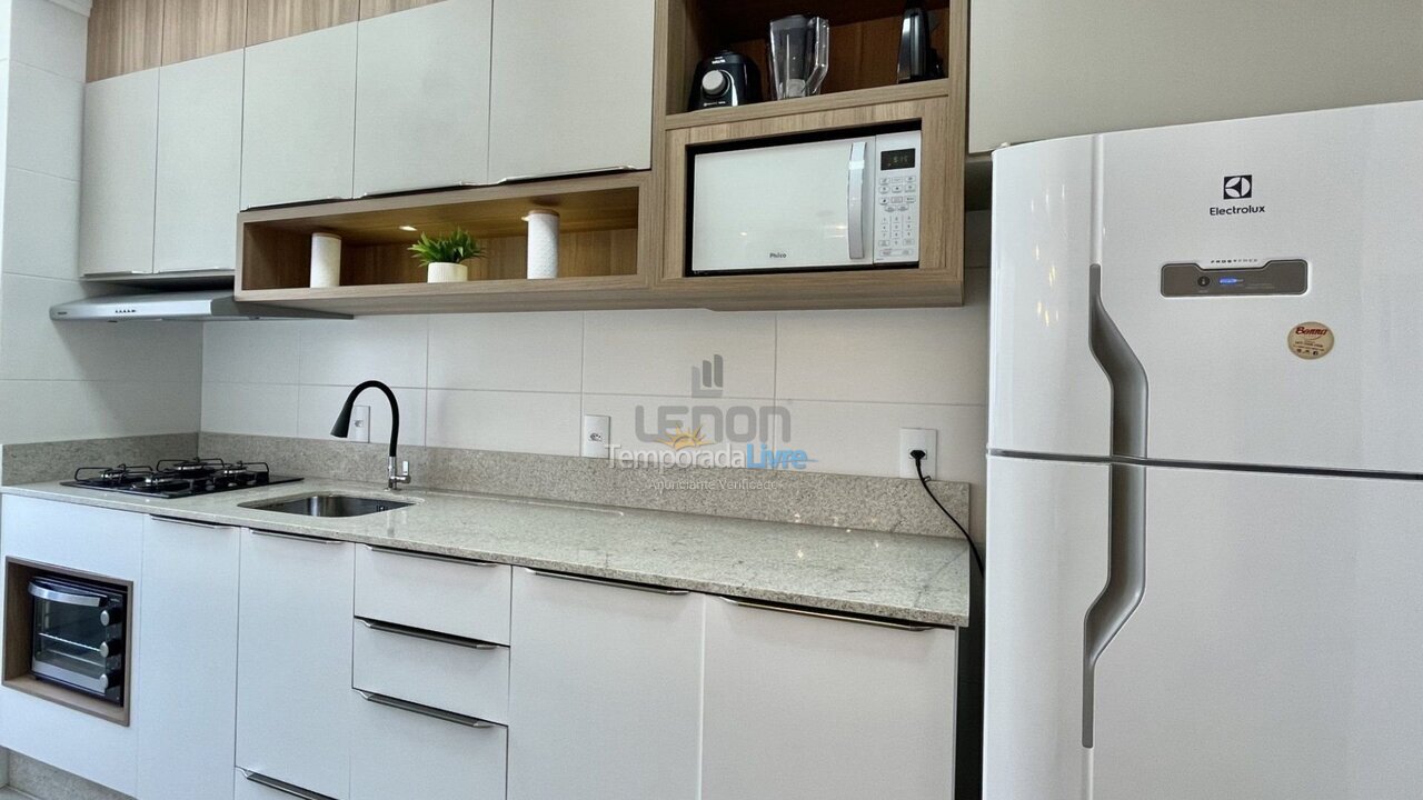 Apartamento para aluguel de temporada em Bombinhas (Praia de Bombas)