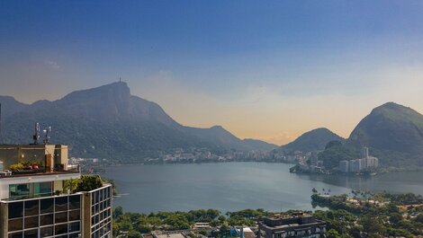 Cobertura com 3 quartos e com a melhor vista do Rio de Janeiro para...