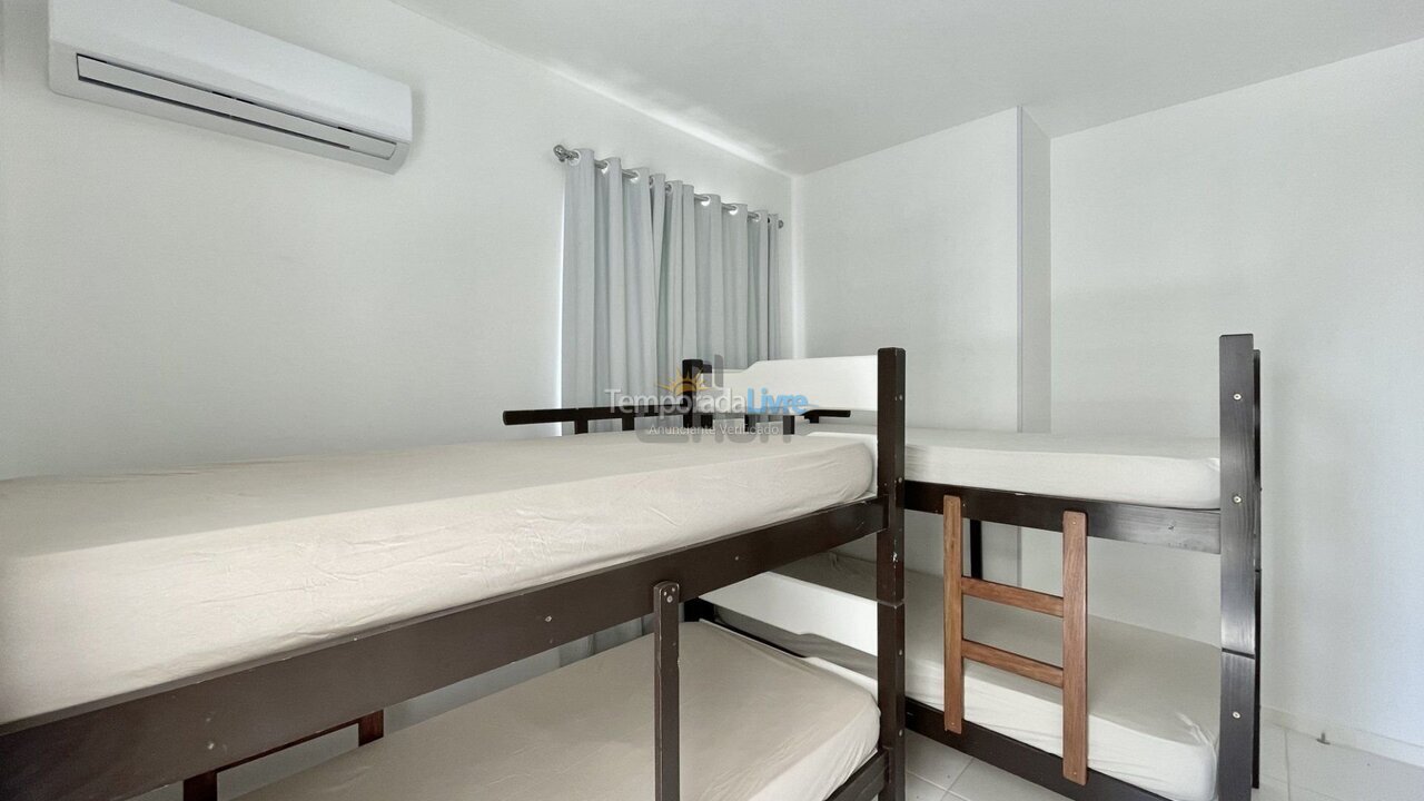 Apartamento para aluguel de temporada em Bombinhas (Praia de Bombas)