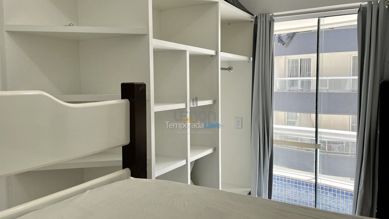 Apartamento para aluguel de temporada em Bombinhas (Praia de Bombas)