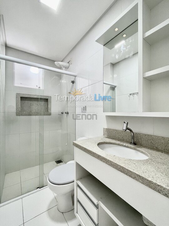 Apartamento para aluguel de temporada em Bombinhas (Praia de Bombas)