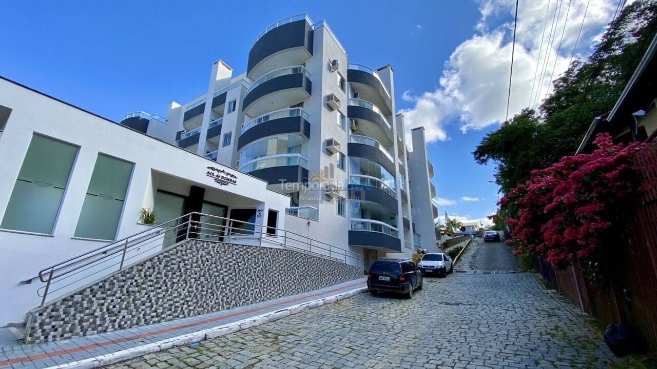 Apartamento para aluguel de temporada em Bombinhas (Praia de Bombas)