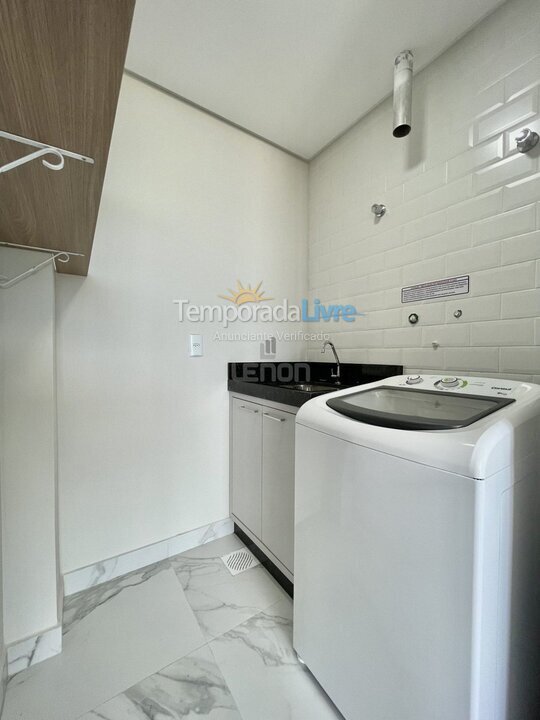 Apartamento para aluguel de temporada em Bombinhas (Praia de Bombas)