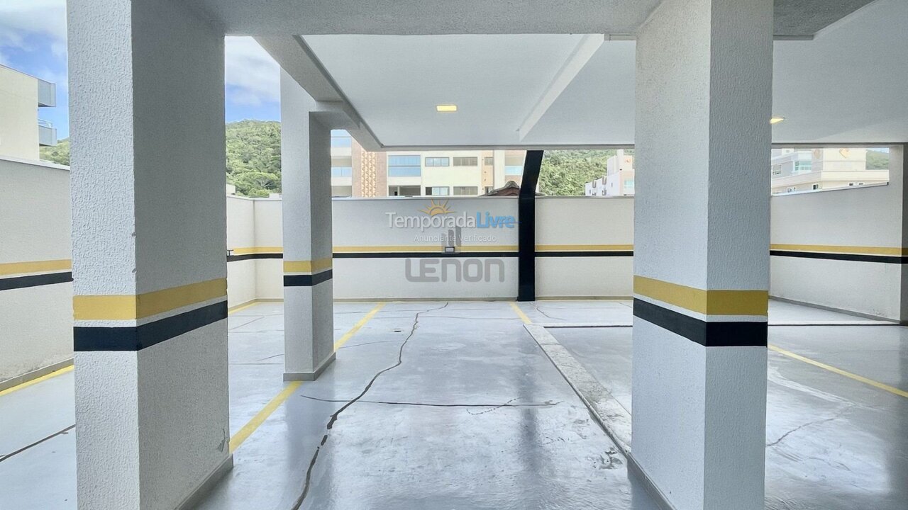 Apartamento para aluguel de temporada em Bombinhas (Praia de Bombas)