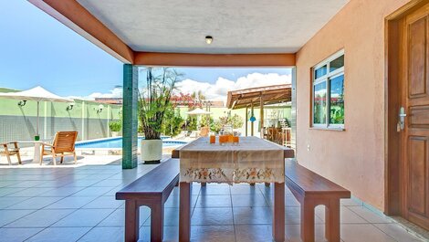 Casa com Piscina na Praia do Iguape by Carpediem