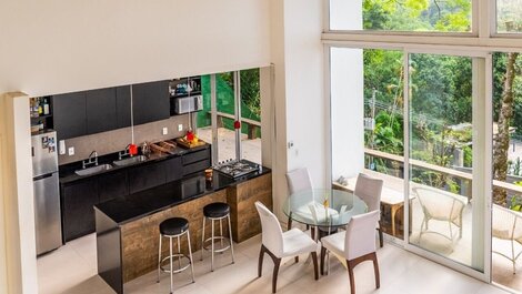 Moon House en São Conrado # 705