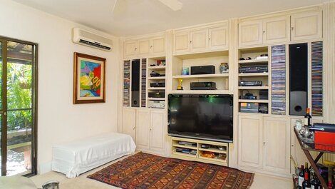 LB - RJ706 Casa Itanhangá 04 Suítes Aluguel de Temporada