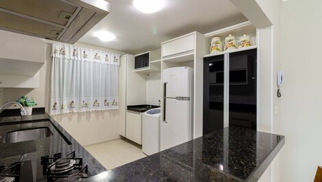 113 - Excellent apt 03 bedrooms in Praia de Bombas