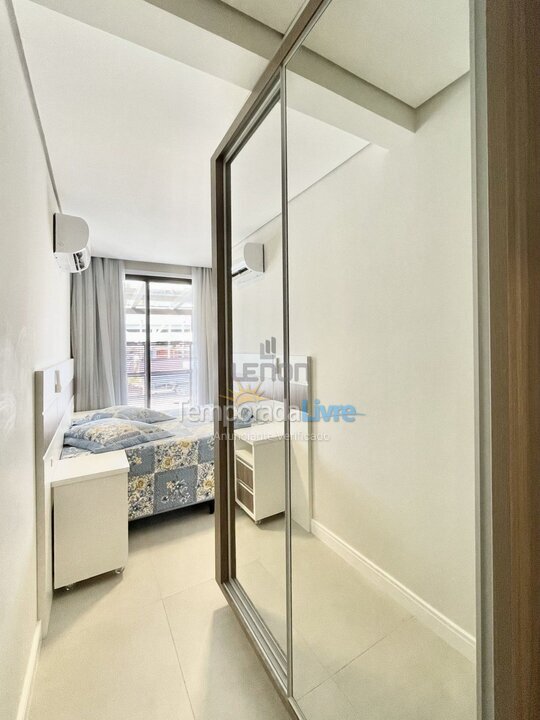 Apartment for vacation rental in Bombinhas (Mariscal)