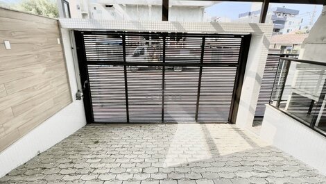 180 - Beautiful apartment with 02 suites in Mariscal