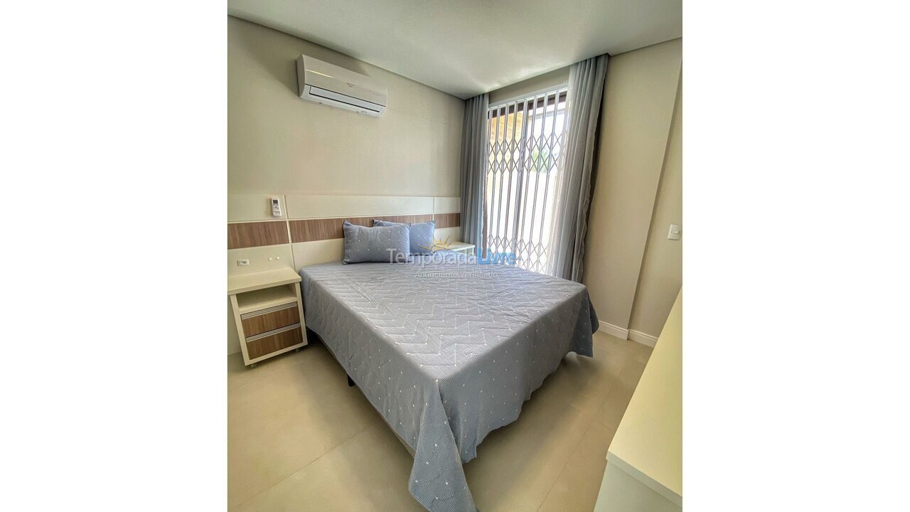 Apartment for vacation rental in Bombinhas (Mariscal)