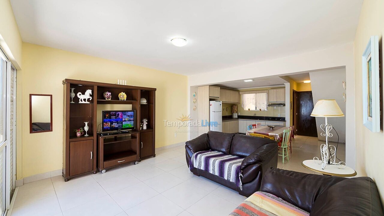 Apartment for vacation rental in Bombinhas (Praia de Bombas)