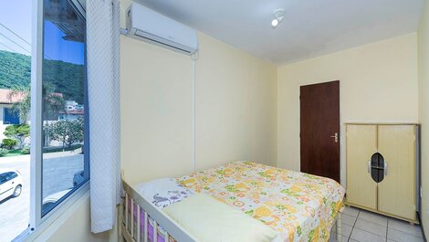 04JR - Duplex Facing the Sea, 03 rooms for 8 people in Bombas