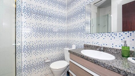 04JR - Duplex Facing the Sea, 03 rooms for 8 people in Bombas