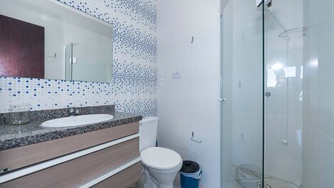 04JR - Duplex Facing the Sea, 03 rooms for 8 people in Bombas