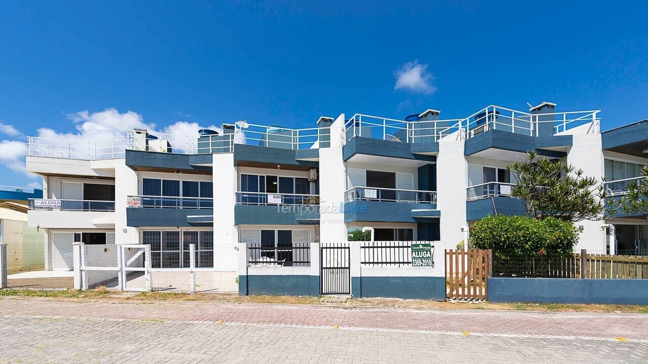 Apartment for vacation rental in Bombinhas (Praia de Bombas)