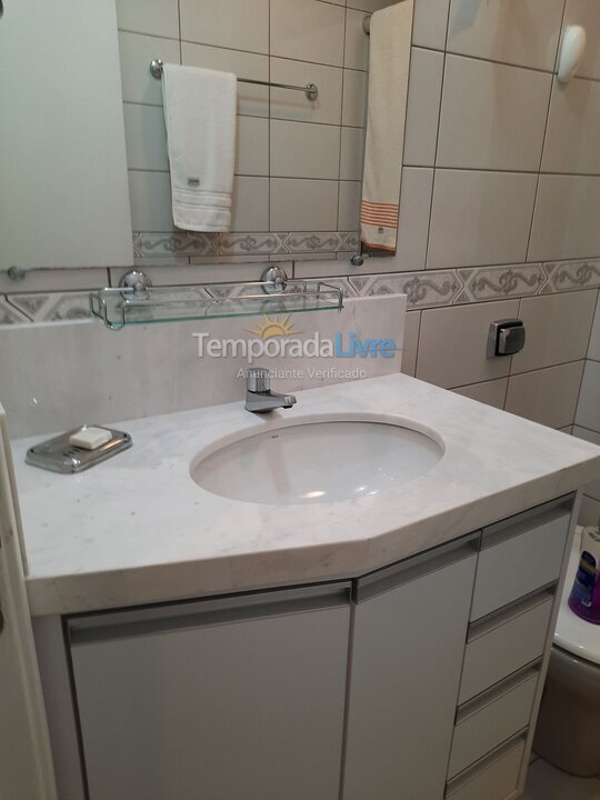 Apartamento para aluguel de temporada em Matinhos (Paraná)