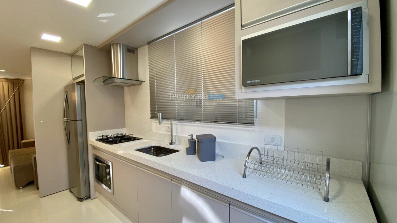 Apartamento para aluguel de temporada em Bombinhas (Praia de Bombas)